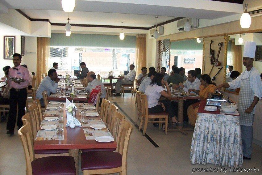 Ramanashree Brunton Hotell Bangalore Restaurang bild